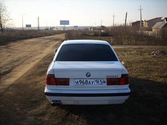 1990 BMW 5-Series Wallpapers