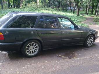 1993 BMW 5-Series Photos