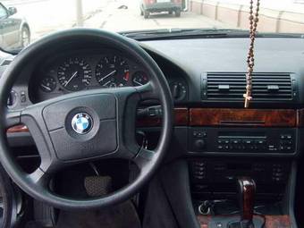 1997 BMW 5-Series Images