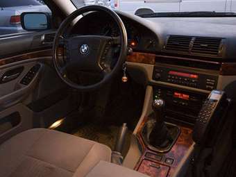 1998 BMW 5-Series Images