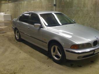 1998 BMW 5-Series Pictures