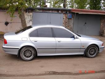 1998 BMW 5-Series Images