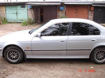 1998 BMW 5-Series Pictures