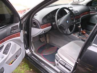 1998 BMW 5-Series Photos