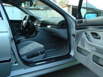 1998 BMW 5-Series Wallpapers
