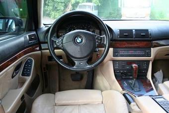 1999 BMW 5-Series Pictures