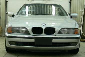 2000 BMW 5-Series Photos