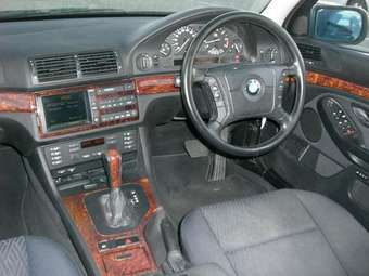 2000 BMW 5-Series Pictures