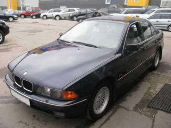 2000 BMW 5-Series Photos
