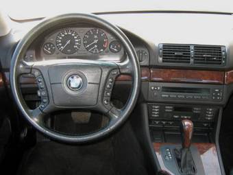 2000 BMW 5-Series Photos