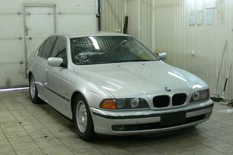 2000 BMW 5-Series Photos