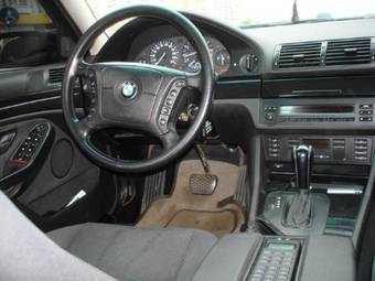 2000 BMW 5-Series Photos