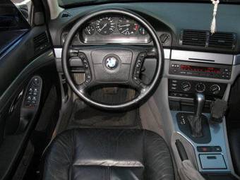 2000 BMW 5-Series Photos