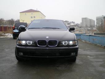 2000 BMW 5-Series Pictures