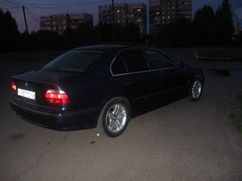 2000 BMW 5-Series Photos