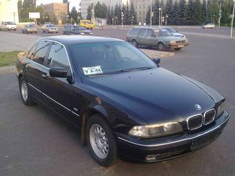 2000 BMW 5-Series Photos
