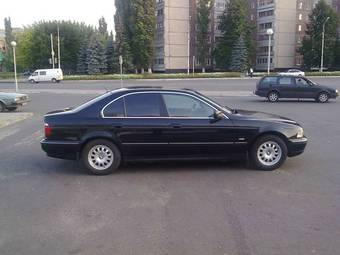 2000 BMW 5-Series Photos