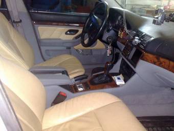 2000 BMW 5-Series Photos