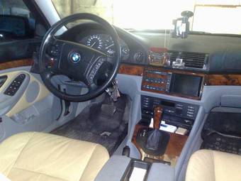 2000 BMW 5-Series Pictures