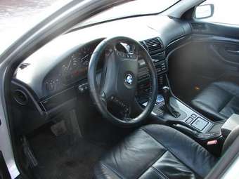2001 BMW 5-Series Pictures