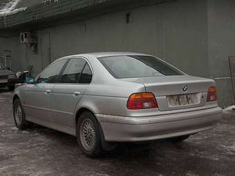 2001 BMW 5-Series Pictures