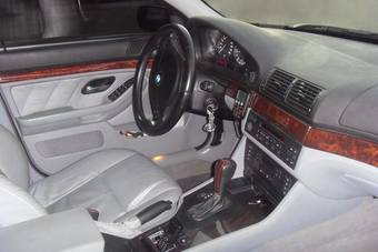 2001 BMW 5-Series Photos