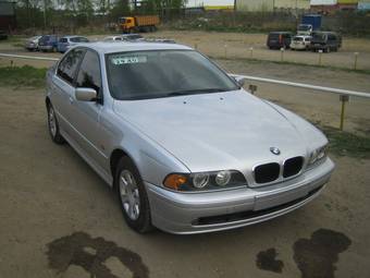 2001 BMW 5-Series Pictures