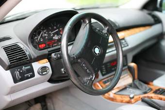 2001 BMW 5-Series Photos