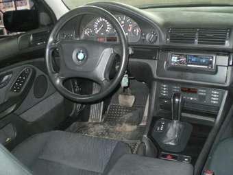 2002 BMW 5-Series Pictures