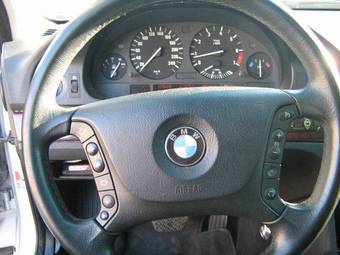 2002 BMW 5-Series Pictures
