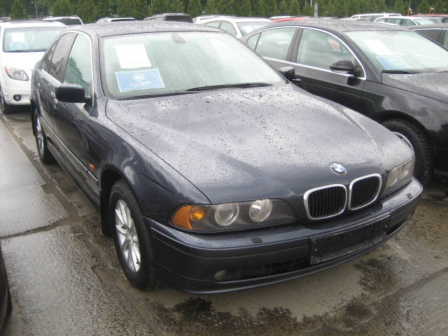 2002 BMW 5-Series