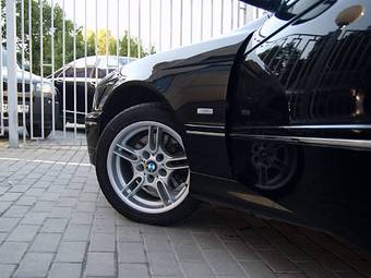 2002 BMW 5-Series Photos