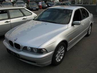 2002 BMW 5-Series Pictures