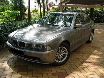 2002 BMW 5-Series Pictures