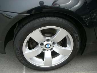 2004 BMW 5-Series Wallpapers