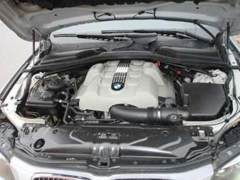 2004 BMW 5-Series Images