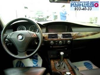 2004 BMW 5-Series Images