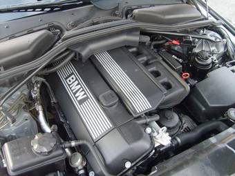 2004 BMW 5-Series Images