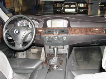 2004 BMW 5-Series Photos