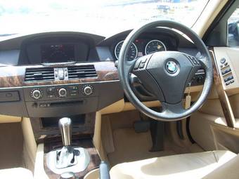 2004 BMW 5-Series Pictures