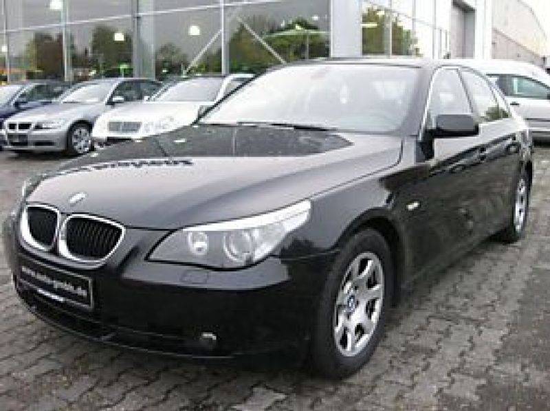 2004 BMW 5-Series