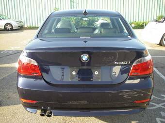 2004 BMW 5-Series Photos