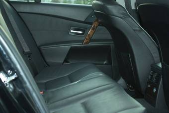 2004 BMW 5-Series Wallpapers