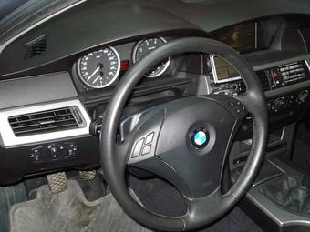 2004 BMW 5-Series Photos