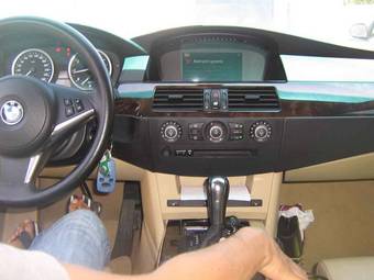 2004 BMW 5-Series Photos