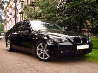 2004 BMW 5-Series Photos