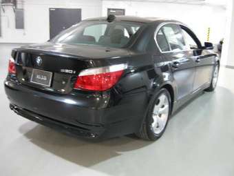 2005 BMW 5-Series Pictures