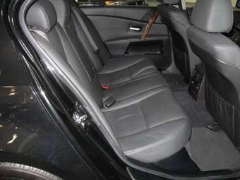 2005 BMW 5-Series Pictures
