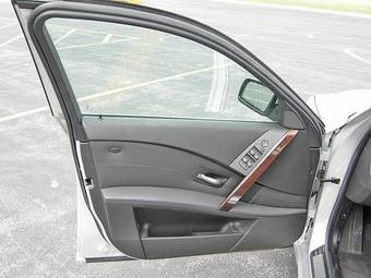 2005 BMW 5-Series Images