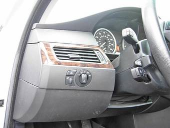 2005 BMW 5-Series Photos